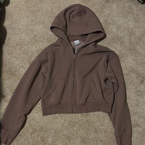 Aritzia Cozy Fleece Boyfriend Crop Zip-Up Hoodie